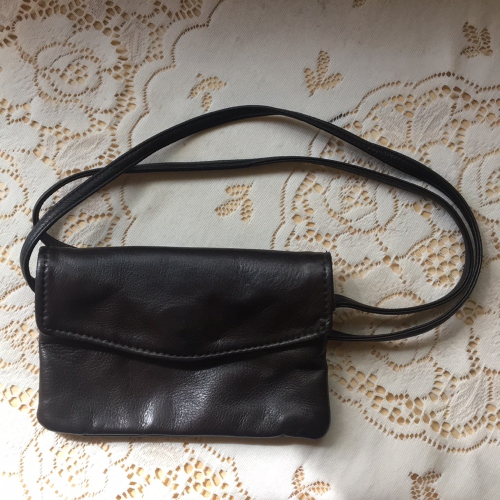 Victoria Leather Co Crossbody Bag